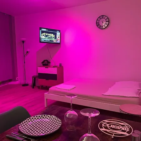Escapade Ardéchoise - Parking Gratuit - Château à 2 Pas Aubenas
