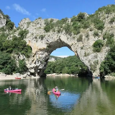 Escapade Ardechoise - Parking Gratuit - Chateau A 2 Pas * Ομπενά