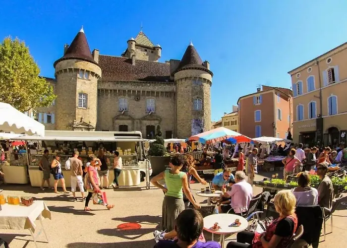 Escapade Ardechoise - Parking Gratuit - Chateau A 2 Pas Apartment Aubenas
