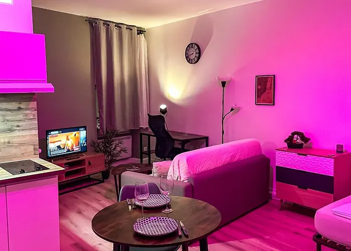 Διαμέρισμα Escapade Ardechoise - Parking Gratuit - Chateau A 2 Pas Ομπενά